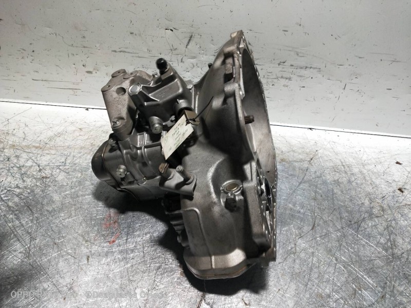 Recambio de caja cambios para opel astra g berlina 1.7 turbodiesel cat (x 17 dtl / 2h8) referencia OEM IAM F13W374 B14892 F13 Recambio de caja cambios para opel astra g berlina 1.7 turbodiesel cat (x 17 dtl / 2h8) referencia OEM IAM F13W374 B14892 F13