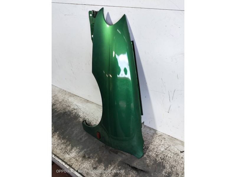 Recambio de aleta delantera izquierda para renault megane i fase 2 berlina (ba0) 1.9 d rt referencia OEM IAM   