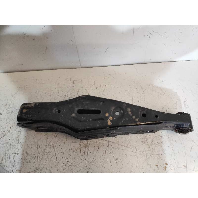 Recambio de brazo suspension inferior trasero izquierdo para kia sportage 1.7 crdi cat referencia OEM IAM 55210D3050 LQ30F02340 