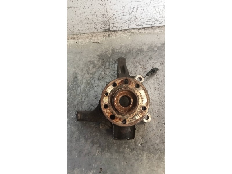 Recambio de mangueta delantera derecha para fiat croma (194) 1.9 16v multijet dynamic referencia OEM IAM   