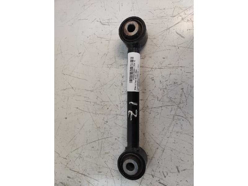 Recambio de tirante trasero izquierdo para kia sportage 1.7 crdi cat referencia OEM IAM 55250D7000 Q700F02800 110917A109