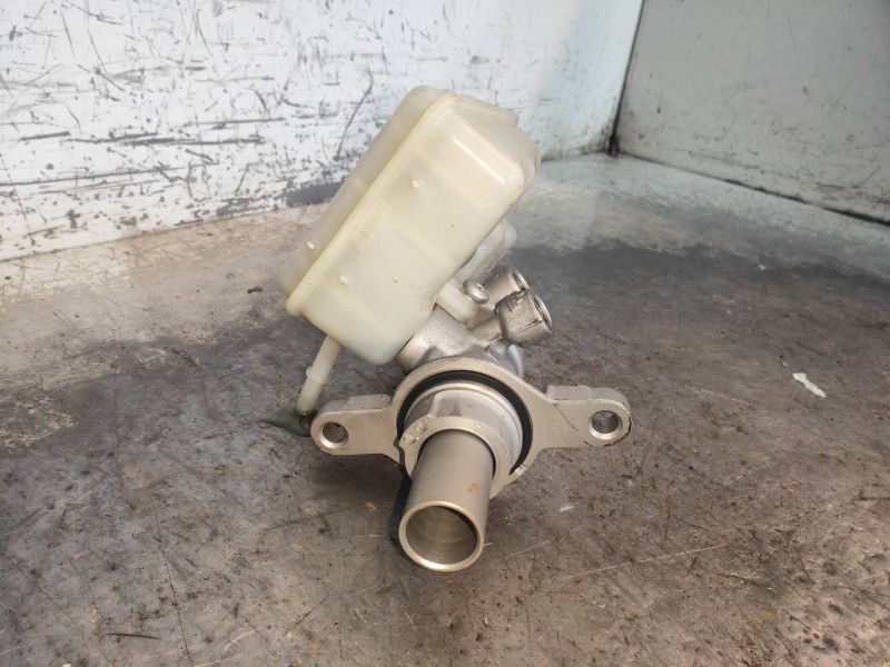 Recambio de bomba freno para ford focus lim. (cb8) titanium referencia OEM IAM AV612140J  