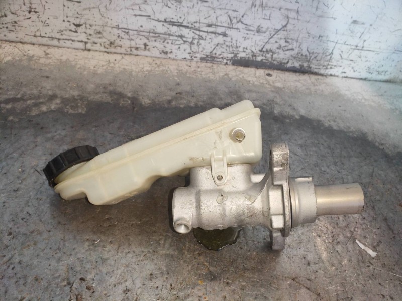 Recambio de bomba freno para ford focus lim. (cb8) titanium referencia OEM IAM AV612140J  