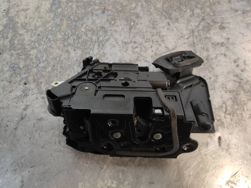 Recambio de motor cierre centralizado delantero derecho para seat leon sc (5f5) fr advanced referencia OEM IAM 16A5K1837016E 3P 