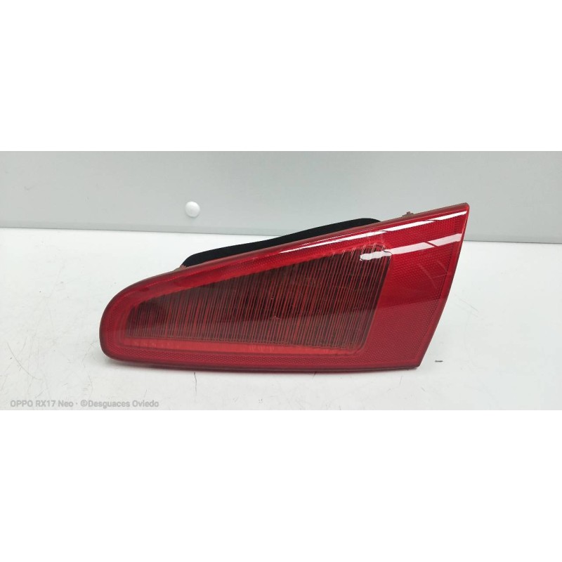 Recambio de piloto trasero derecho interior para alfa romeo 147 (190) 1.9 jtd cat referencia OEM IAM   