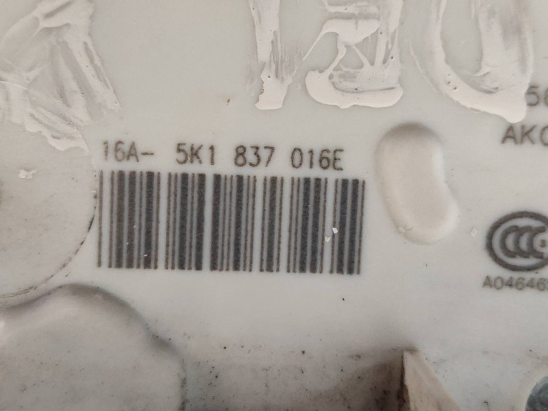 Recambio de motor cierre centralizado delantero derecho para seat leon sc (5f5) fr advanced referencia OEM IAM 16A5K1837016E 3P 