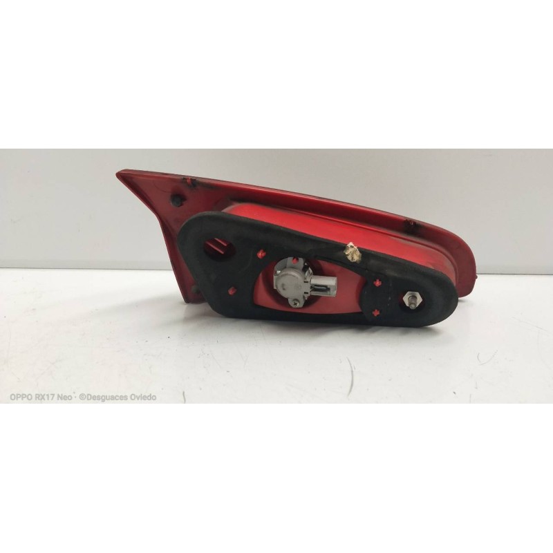 Recambio de piloto trasero derecho interior para alfa romeo 147 (190) 1.9 jtd cat referencia OEM IAM   
