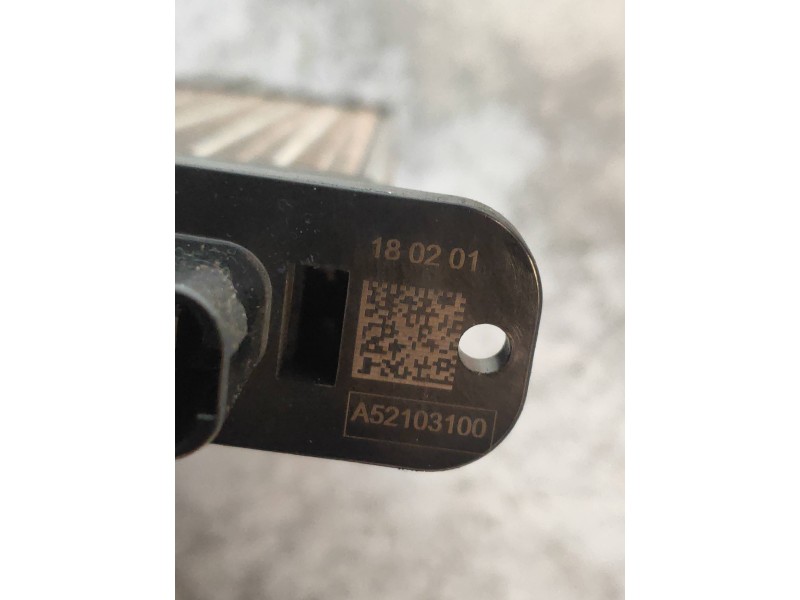Recambio de resistencia calefaccion para peugeot partner kombi outdoor referencia OEM IAM A52103100  