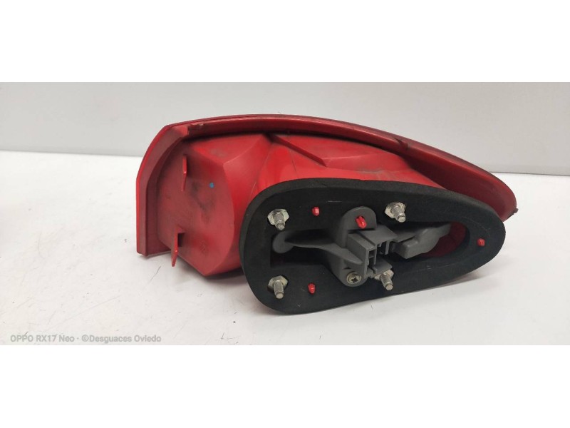 Recambio de piloto trasero izquierdo para alfa romeo 147 (190) 1.9 jtd cat referencia OEM IAM   