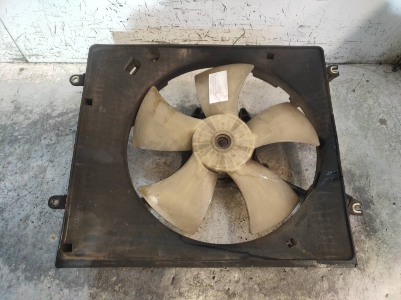 Recambio de electroventilador para mitsubishi space wagon (n80/n90) 2,4 glx referencia OEM IAM 1680003561 4993003052 