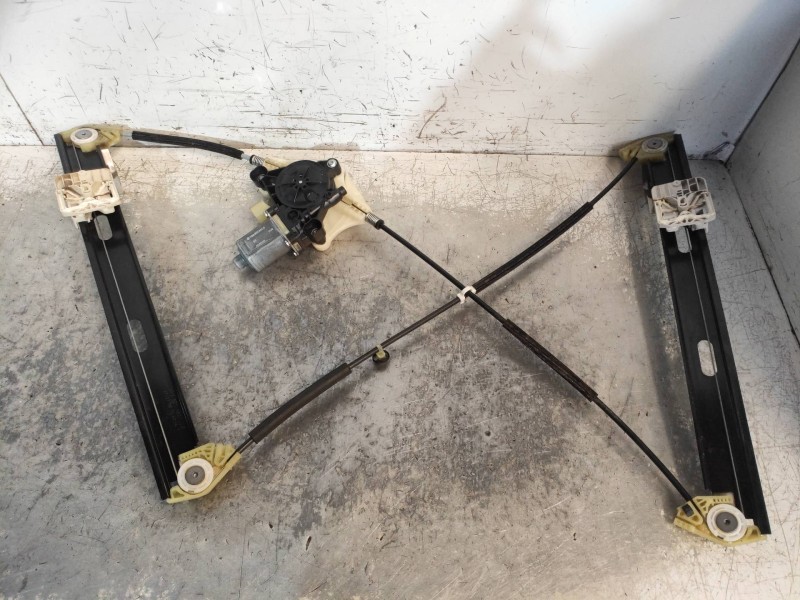 Recambio de elevalunas delantero derecho para seat leon sc (5f5) fr advanced referencia OEM IAM 0130822716 E850202100 5Q0950802B