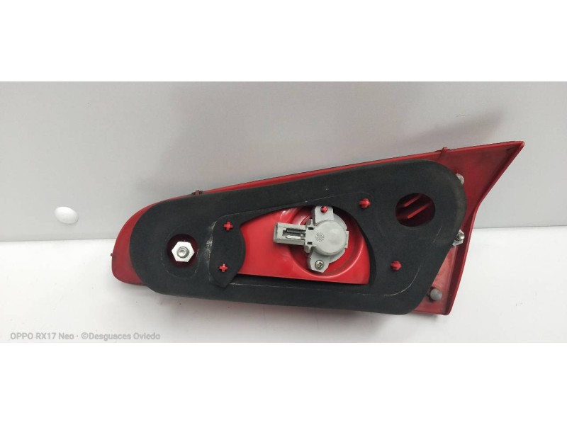 Recambio de piloto trasero izquierdo interior para alfa romeo 147 (190) 1.9 jtd cat referencia OEM IAM   