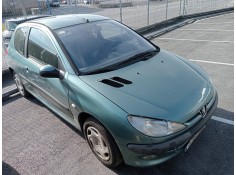 peugeot 206 berlina del año 2002