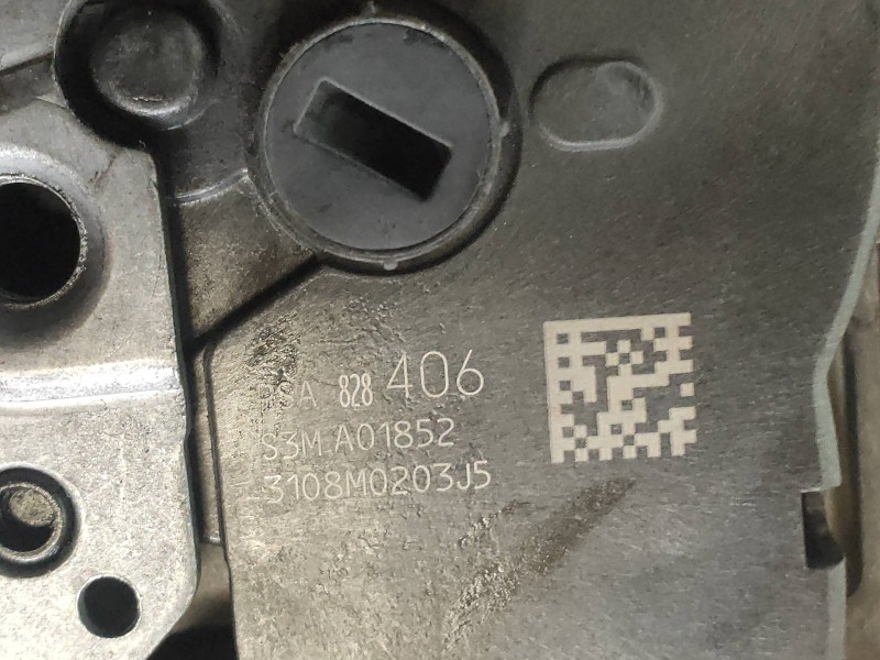 Recambio de motor cierre centralizado delantero izquierdo para peugeot partner kombi outdoor referencia OEM IAM 828406  