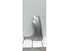 Recambio de aleta delantera izquierda para kia carnival ii 2.9 cdri ex referencia OEM IAM   