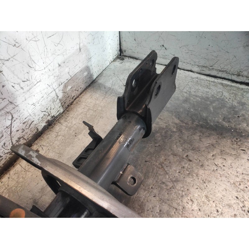 Recambio de amortiguador delantero izquierdo para citroen c4 picasso 1.6 blue-hdi fap referencia OEM IAM 9810539780  