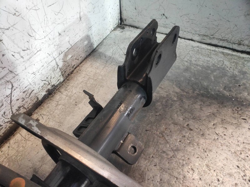 Recambio de amortiguador delantero izquierdo para citroen c4 picasso 1.6 blue-hdi fap referencia OEM IAM 9810539780  