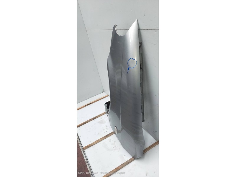 Recambio de aleta delantera izquierda para kia carnival ii 2.9 cdri ex referencia OEM IAM   