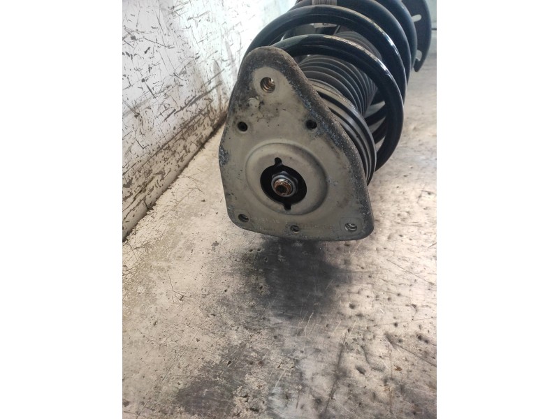 Recambio de amortiguador delantero izquierdo para citroen c4 picasso 1.6 blue-hdi fap referencia OEM IAM 9810539780  