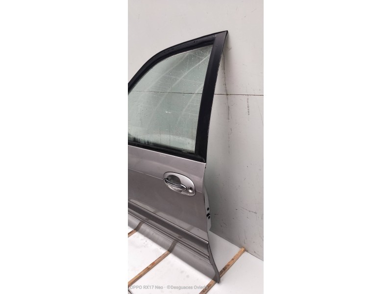 Recambio de puerta delantera izquierda para kia carnival ii 2.9 cdri ex referencia OEM IAM   5P