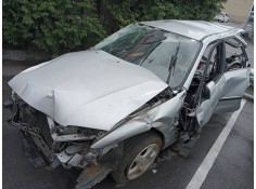 mazda 323 berlina f/s (bj) del año 2001