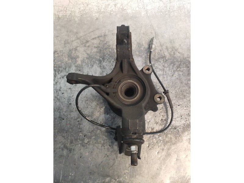 Recambio de mangueta delantera izquierda para peugeot partner kombi outdoor referencia OEM IAM   364696