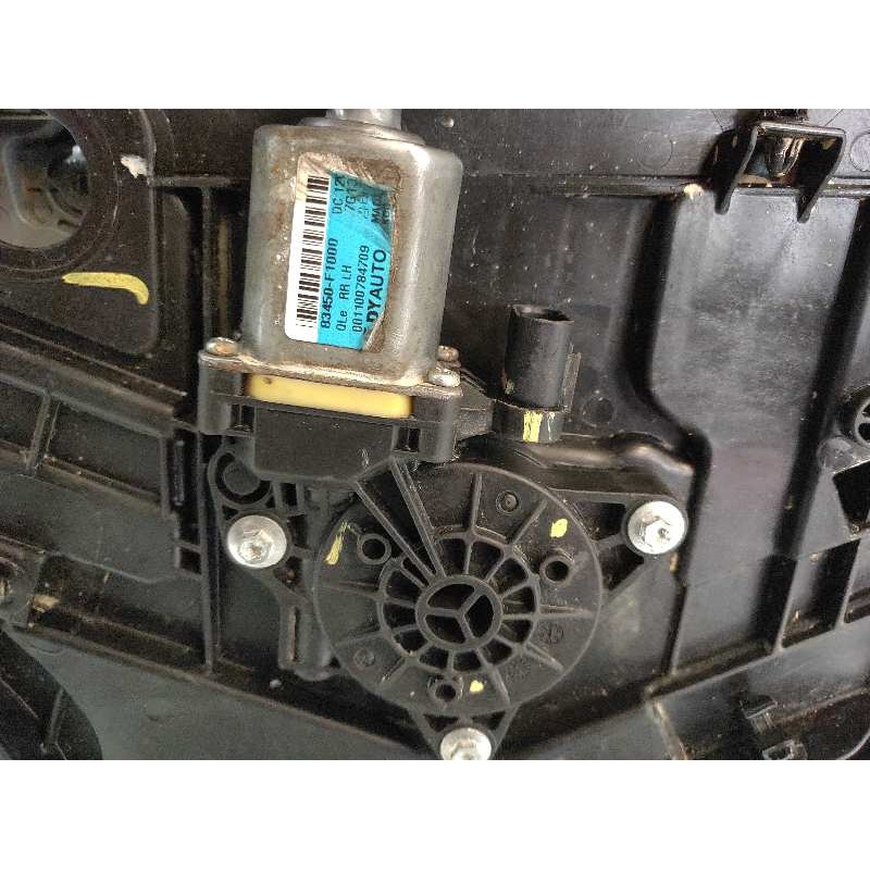 Recambio de elevalunas trasero izquierdo para kia sportage 1.7 crdi cat referencia OEM IAM 83450F1000  