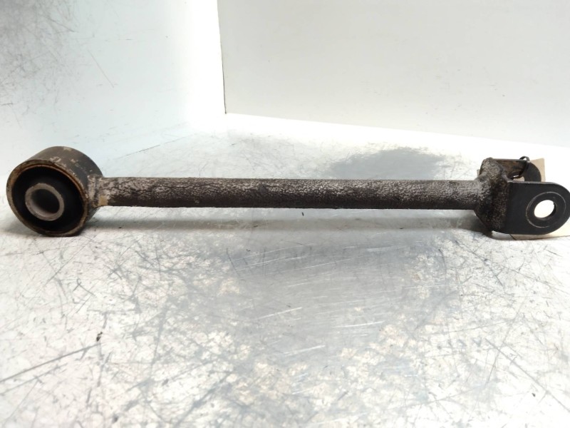 Recambio de tirante trasero derecho para hyundai santa fe (sm) referencia OEM IAM   