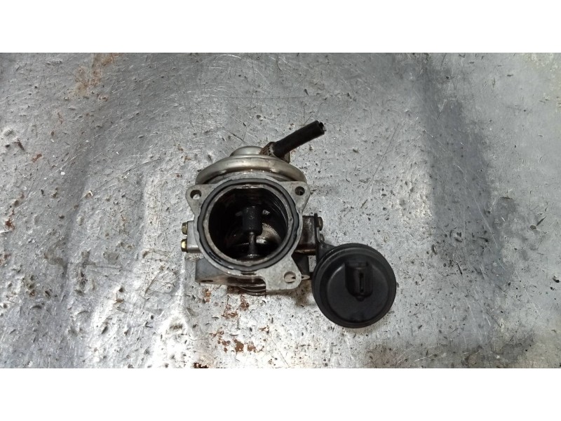 Recambio de valvula egr para audi a3 (8l) 1.9 tdi ambiente referencia OEM IAM 038129637  