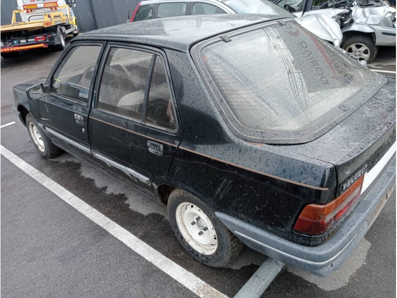 peugeot 309 del año 1989