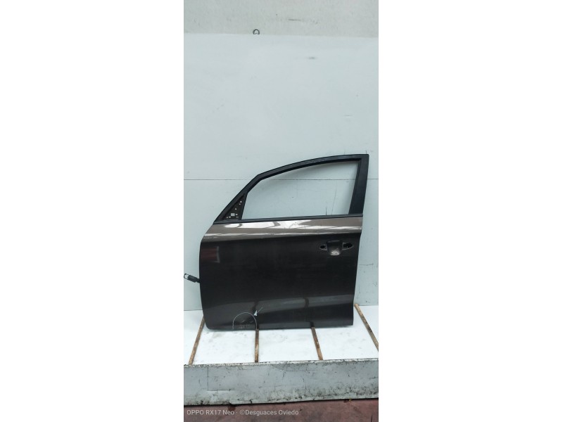 Recambio de puerta delantera izquierda para kia carens ( ) business referencia OEM IAM TOCADA  5P