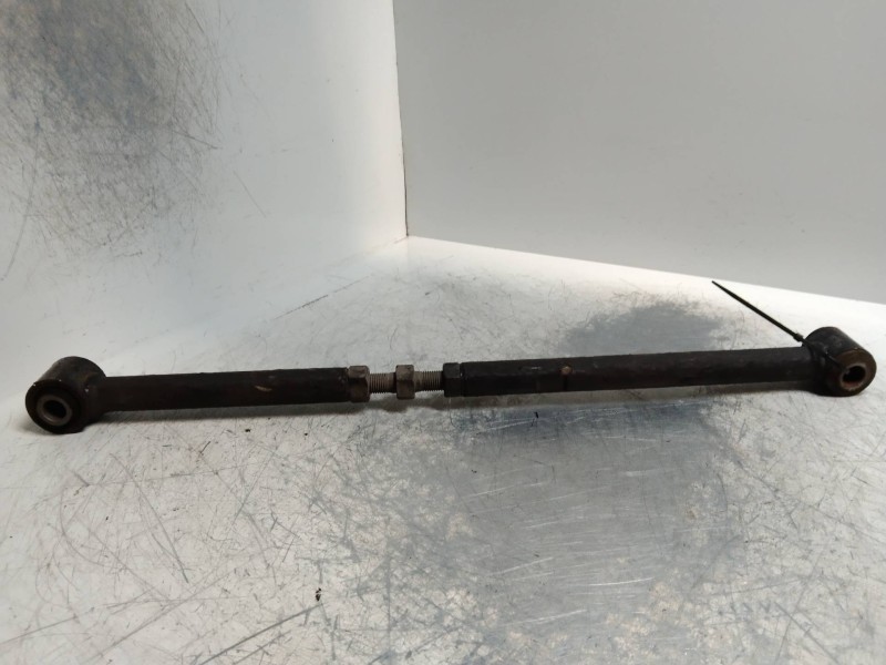 Recambio de tirante trasero derecho para hyundai tucson (jm) 2.0 crdi cat referencia OEM IAM   