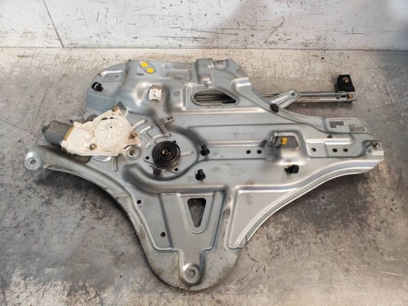 Recambio de elevalunas delantero derecho para kia magentis active referencia OEM IAM 824802G260 6C21A0259 5P