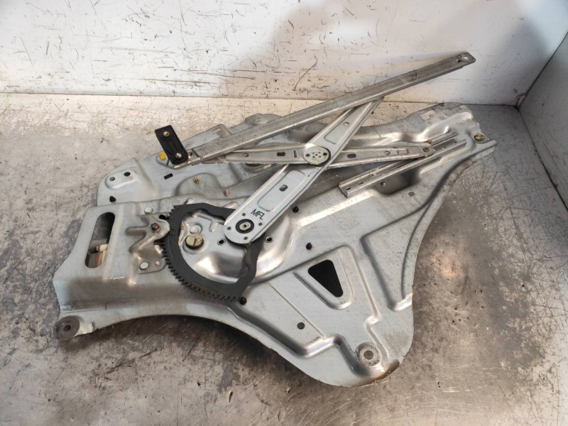 Recambio de elevalunas delantero izquierdo para kia magentis active referencia OEM IAM 824702G060 6C22A0074 5P