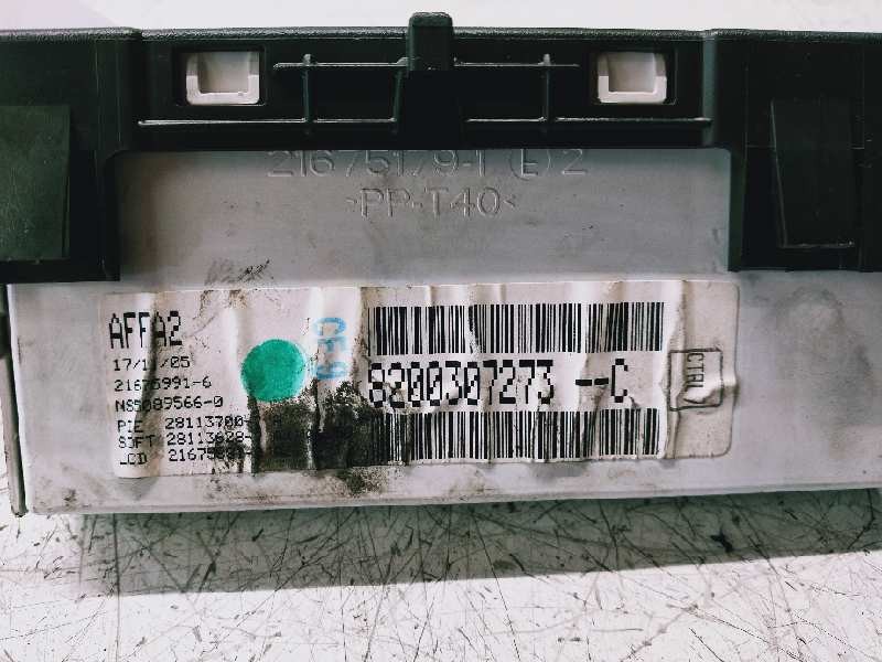 Recambio de pantalla multifuncion para renault clio iii confort dynamique referencia OEM IAM 8200307273C 216759916 