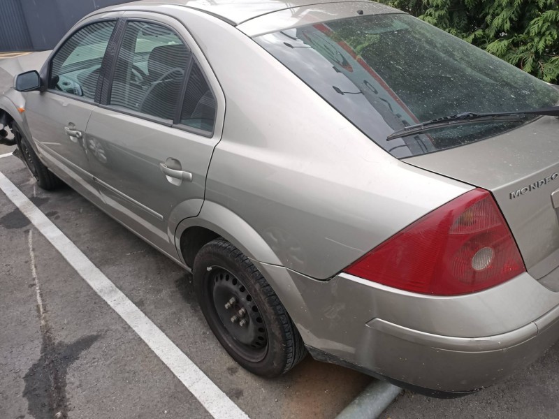 ford mondeo berlina (ge) del año 2002 ford mondeo berlina (ge) del año 2002