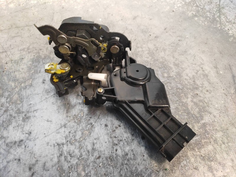 Recambio de motor cierre centralizado trasero izquierdo para kia magentis active referencia OEM IAM 814102G010  