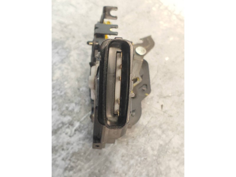 Recambio de motor cierre centralizado trasero izquierdo para kia magentis active referencia OEM IAM 814102G010  