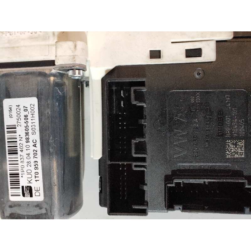 Recambio de elevalunas delantero derecho para seat leon (1p1) 1.6 tdi referencia OEM IAM 9836050607 1P0837402N 918434101 3C09597