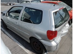 volkswagen polo berlina (6n2) del año 2000 2