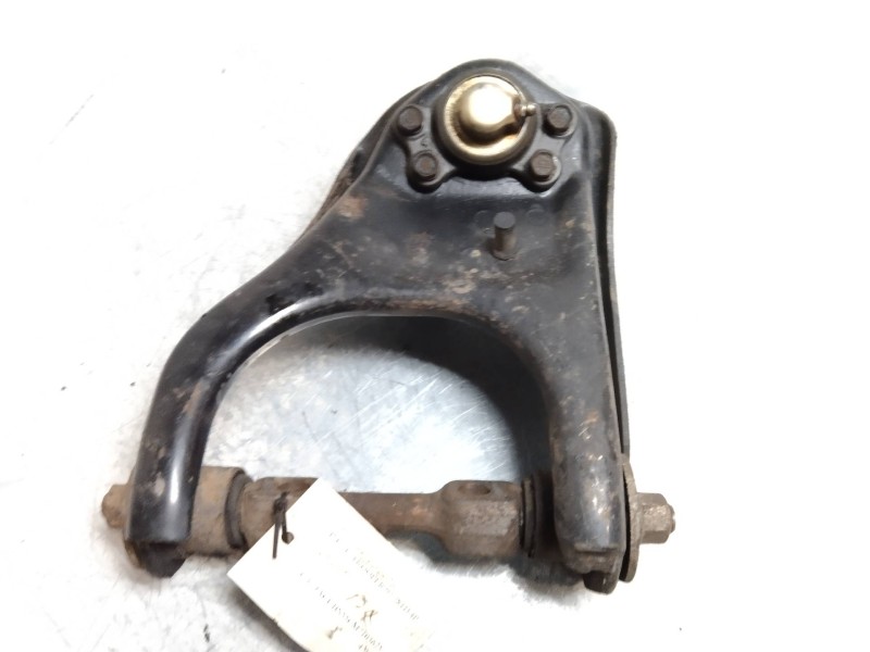 Recambio de brazo suspension superior delantero izquierdo para isuzu trooper referencia OEM IAM   