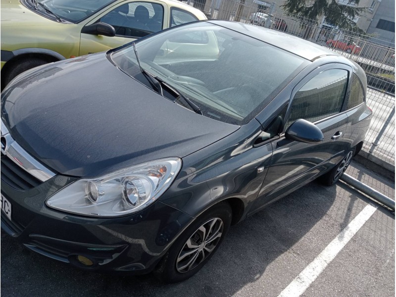 opel corsa d del año 2006