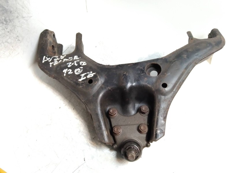 Recambio de brazo suspension inferior delantero izquierdo para isuzu trooper referencia OEM IAM   