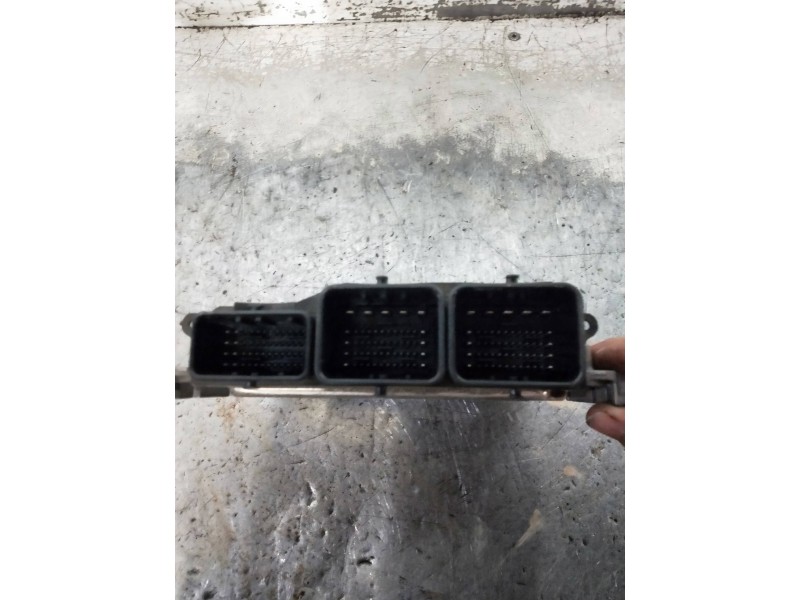 Recambio de centralita motor uce para peugeot 207 sport referencia OEM IAM 0281015848 9674244680 