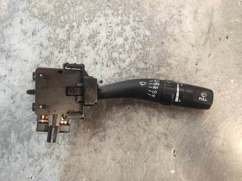 Recambio de mando limpia para kia magentis active referencia OEM IAM 202004725  