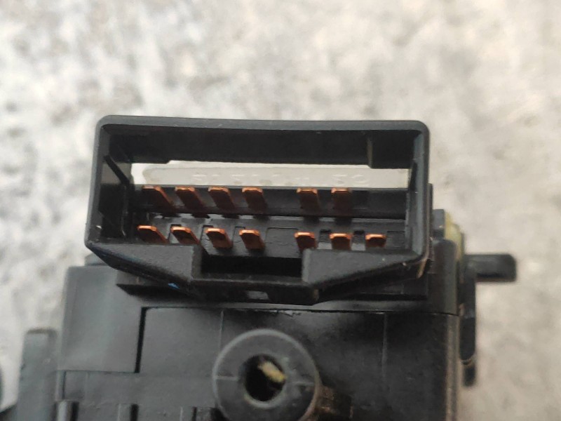 Recambio de mando limpia para kia magentis active referencia OEM IAM 202004725  