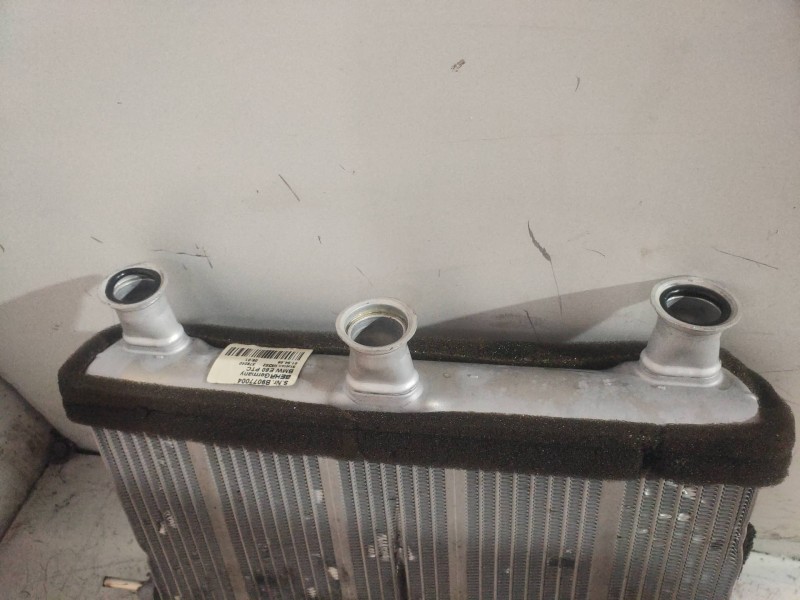 Recambio de radiador calefaccion / aire acondicionado para bmw serie 6 coupe (e63) 635d referencia OEM IAM 5HB00860800 E5586023 