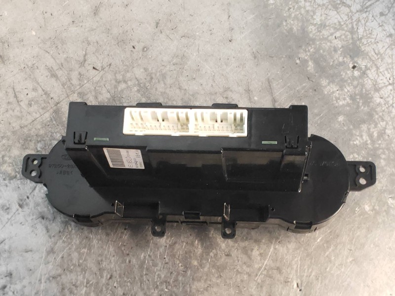 Recambio de mando calefaccion / aire acondicionado para kia magentis active referencia OEM IAM 972502G 972502GXXX 