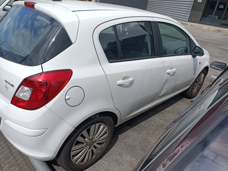 opel corsa d del año 2014