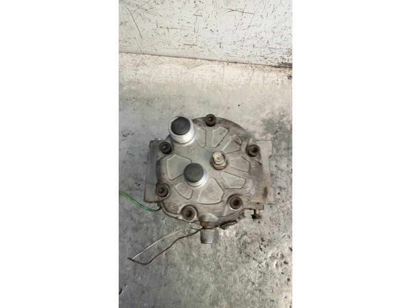 Recambio de compresor aire acondicionado para audi coupe (8b3) básico referencia OEM IAM 4A0260805D DCW17B 5062310252